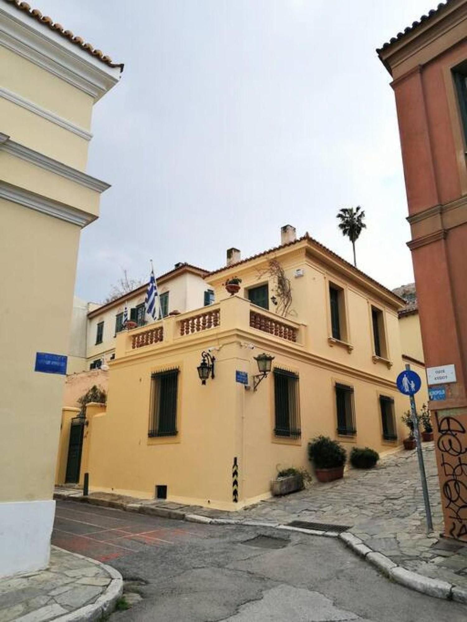Magnificent Apartment In Plaka Atenas Exterior foto