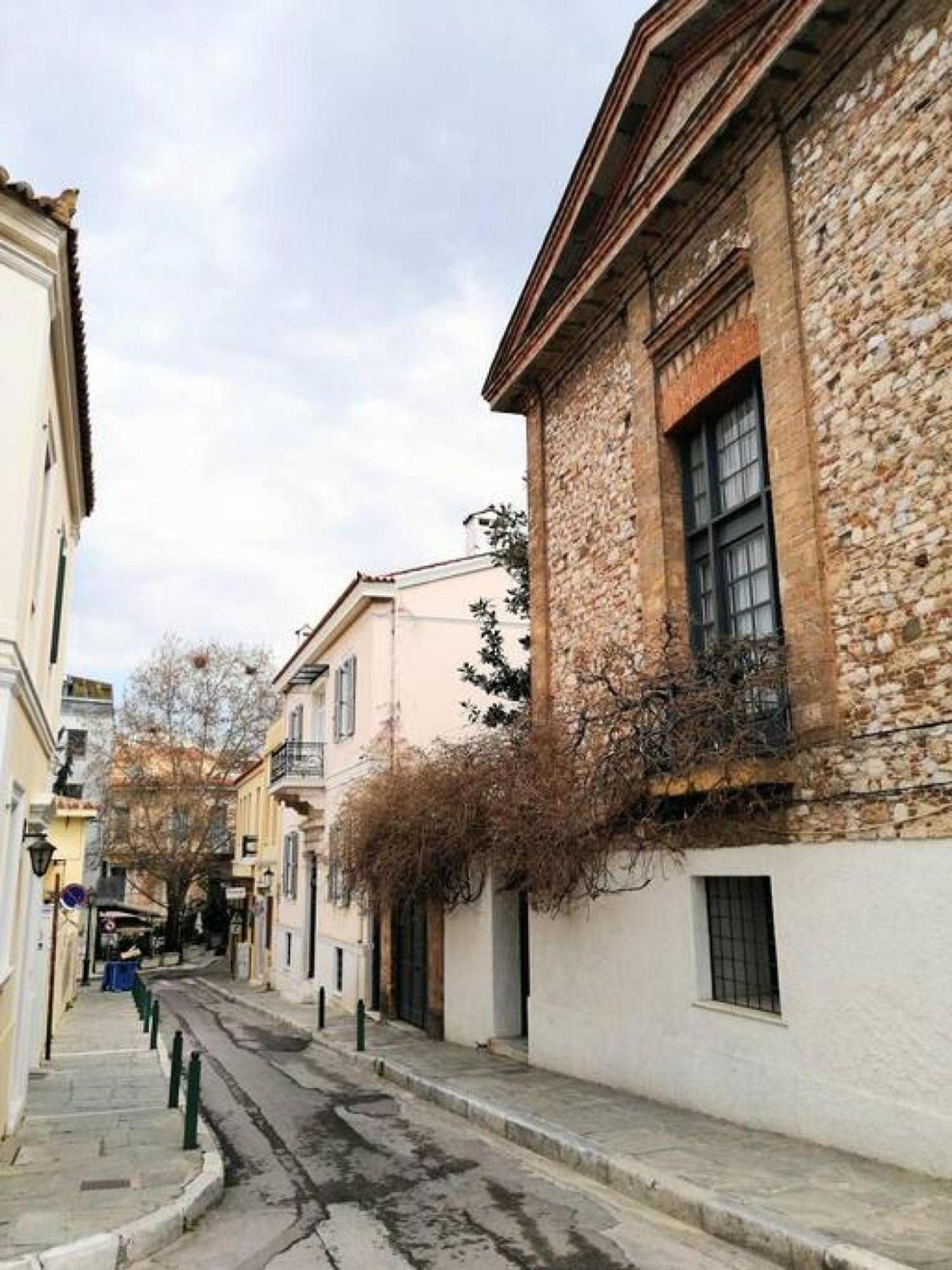 Magnificent Apartment In Plaka Atenas Exterior foto