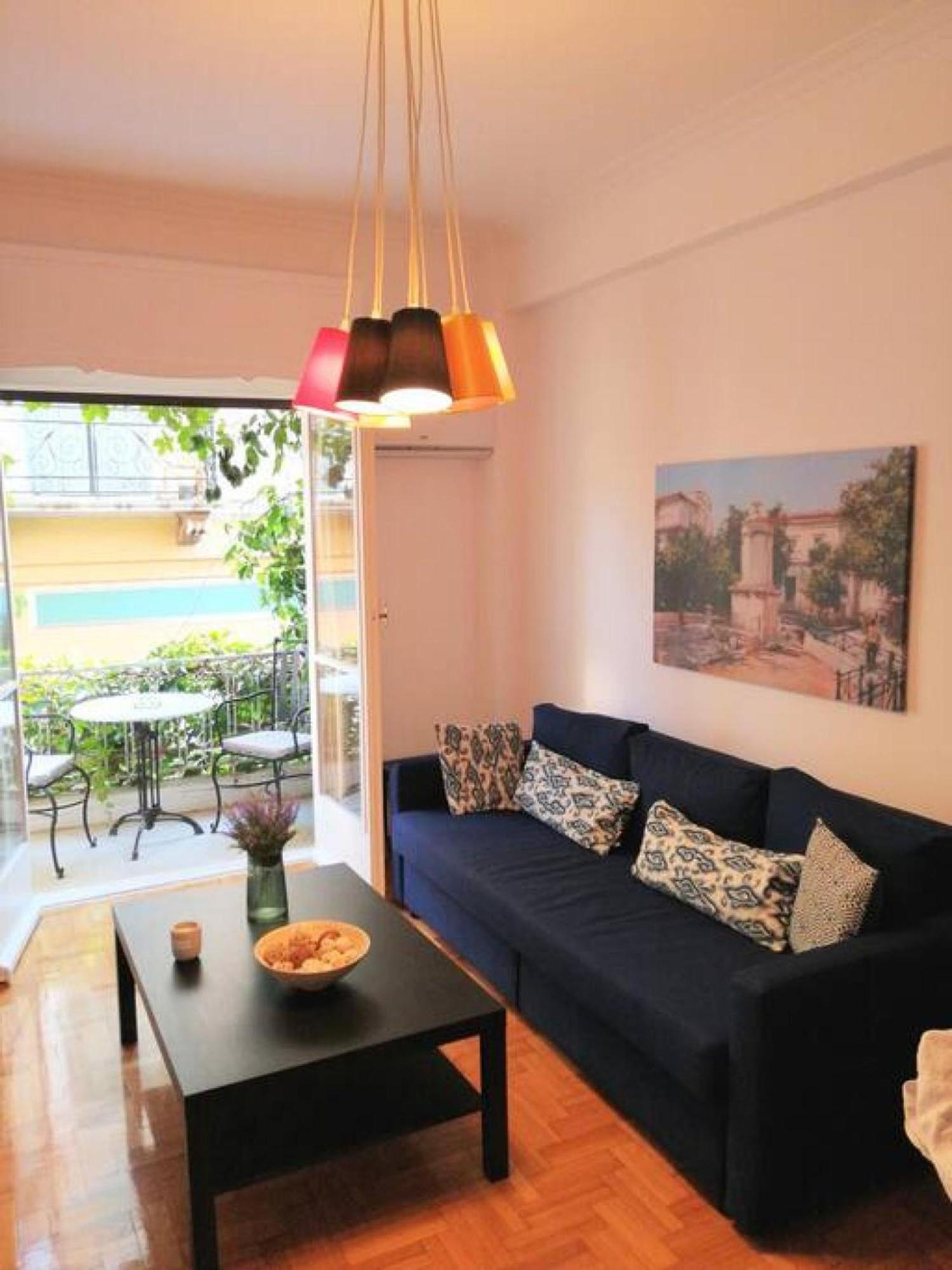 Magnificent Apartment In Plaka Atenas Exterior foto