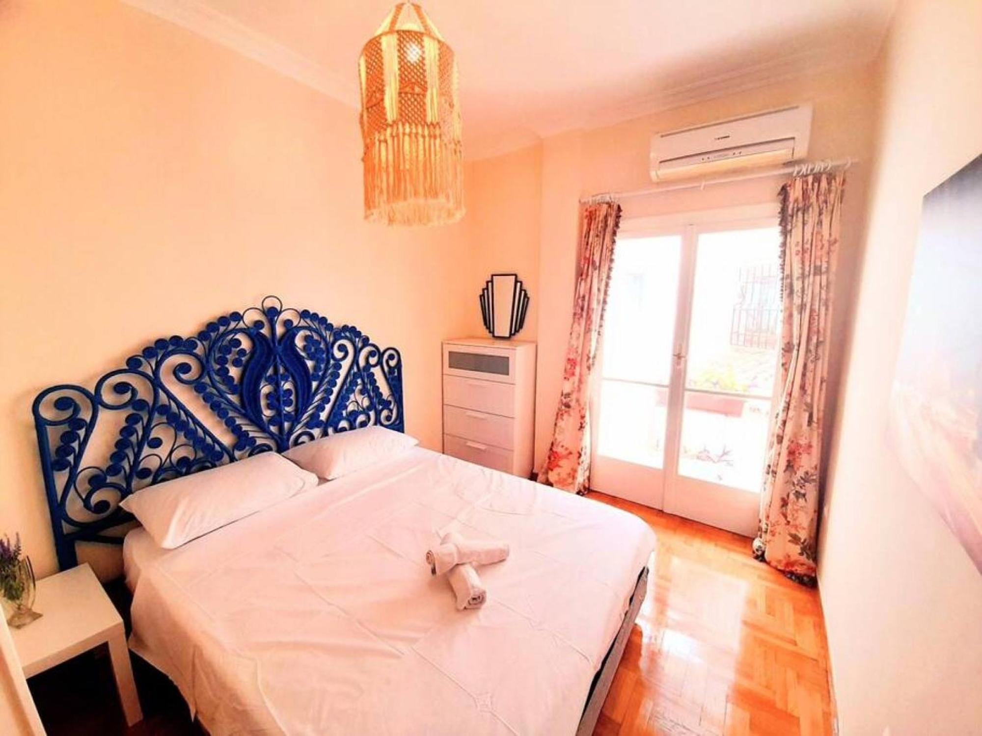 Magnificent Apartment In Plaka Atenas Exterior foto